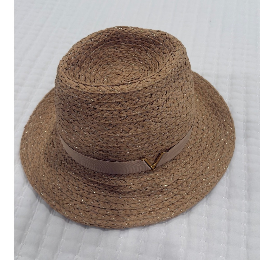 Vince Camuto Womens Straw Fedora Hat Tan Gold Metallic V Logo Sun‎ Hat